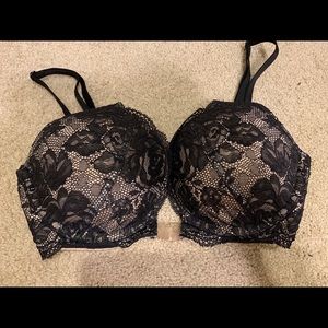 Victoria secret - plunge push up bra / 32DD